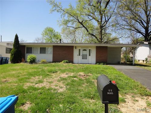 10323 Varnum Dr, Saint Louis, MO, 63136-2340 | Card Image