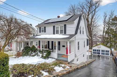 19 Forest Ave, Ossining, NY, 10562-3623 | Card Image