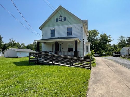 4034 Broadway Avenue Ne, Louisville, OH, 44641 | Card Image