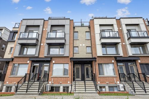 551 Takamose Pvt, Ottawa, ON, K1K5A5 | Card Image