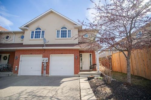 67-20 Mcconkey Cres, Brantford, ON, N3S0C1 | Card Image