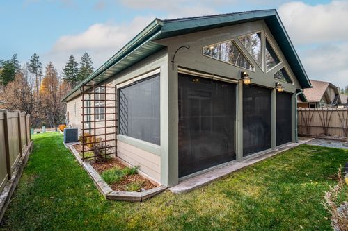 153 Oakmont Loop, Columbia Falls, MT, 59912-8888 | Card Image