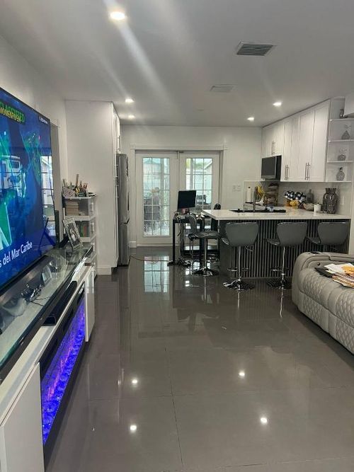 5715 Cinnamon Drive, West Palm Beach, FL, 33415 | Card Image