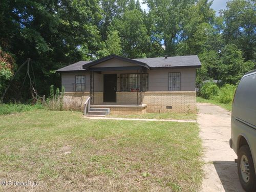 2858 Queensroad Ave, Jackson, MS, 39213-4636 | Card Image
