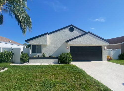 10 Compton Way, Boynton Beach, FL, 33426-7610 | Card Image