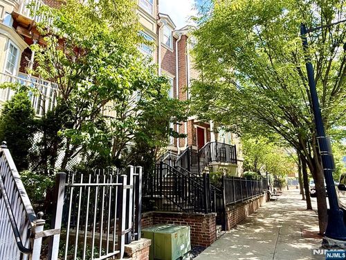 200 Dey St, Harrison, NJ, 07029-1884 | Card Image