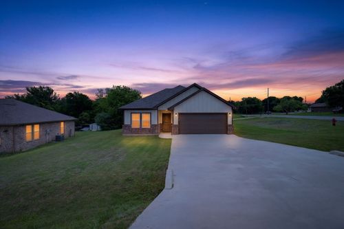1311 E Apache Trl, Granbury, TX, 76048-6334 | Card Image