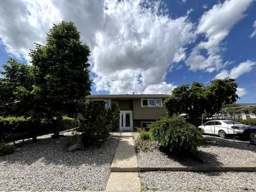 252 Rundleview Dr Ne, Calgary, AB, T1Y1H8 | Card Image