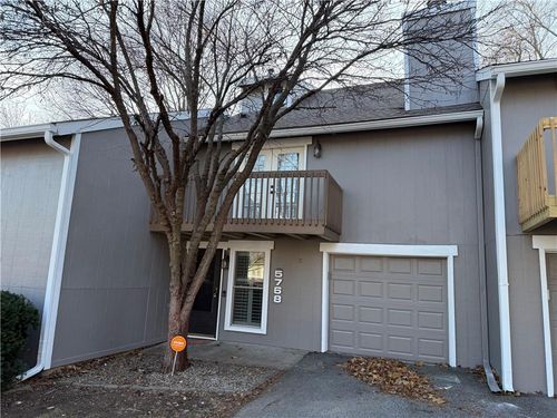 5768 N Anita Ave, Kansas City, MO, 64151-2624 | Card Image