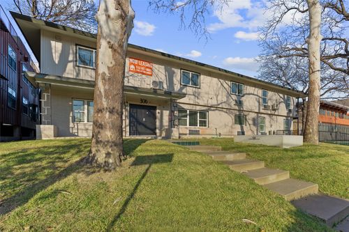 109-306 E 30th St, Austin, TX, 78705-3832 | Card Image