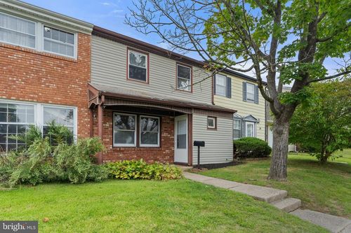 23 Farragut Ct, Willingboro, NJ, 08046-2018 | Card Image
