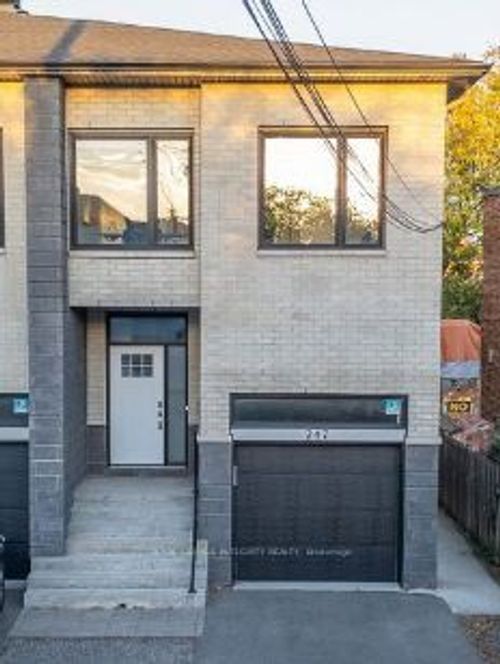 247 Granville Street, Vanier and Kingsview Park, ON, K1L6Z3 | Card Image