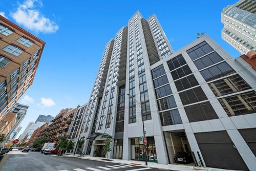 apt-1103-435 Erie St, CHICAGO, IL, 60654-6971 | Card Image