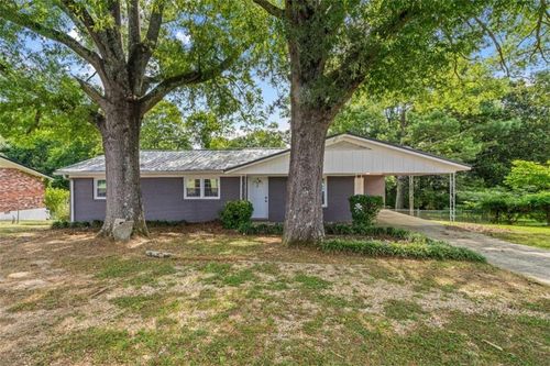 112 Greenbriar Dr, Cedartown, GA, 30125-2029 | Card Image