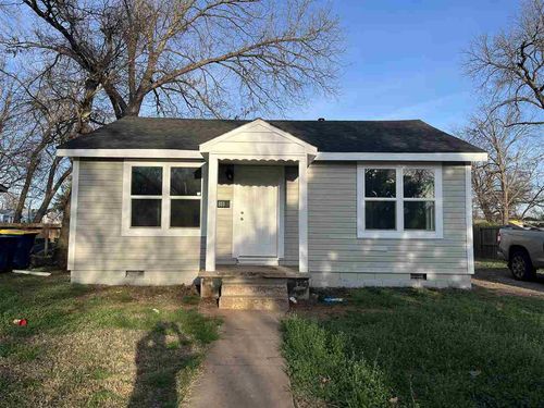 811 S Hall St., Stillwater, OK, 74074 | Card Image