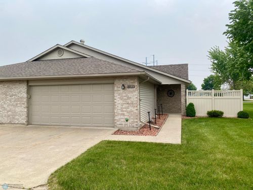1-1444 Heatherwood Ct, West Fargo, ND, 58078-4024 | Card Image