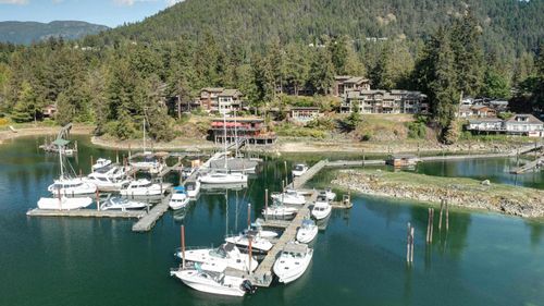 1d-12849 Lagoon Rd, Madeira Park, BC, V0N2H1 | Card Image