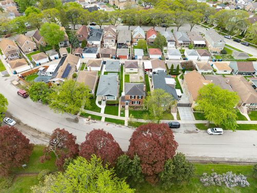 6767 N Talcott Avenue, Chicago, IL, 60656 | Card Image