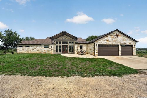 113 Jayhawk Ct, Burnet, TX, 78611-2095 | Card Image