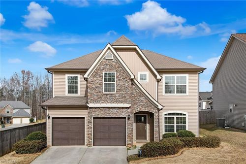 405 Summerwalk Rd, Greensboro, NC, 27455-1557 | Card Image