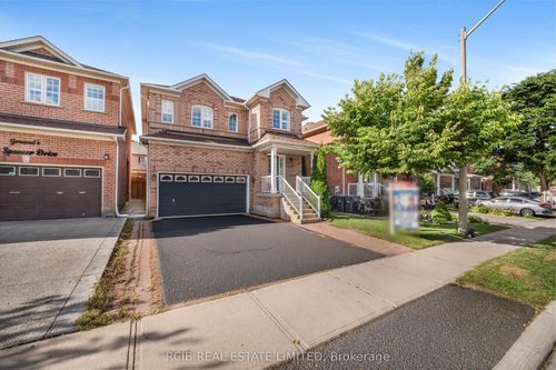 12 Spencer Dr, Brampton, ON, L7A2A4 | Card Image