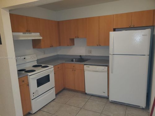 4633-4633 Nw 9th Dr, Plantation, FL, 33317-1480 | Card Image