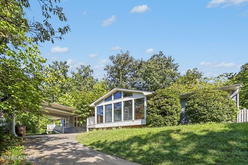 5603 S Briscoe Circle, Knoxville, TN, 37912 | Card Image