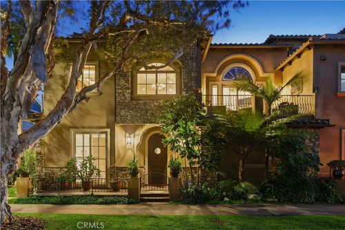 202 Avenue C, Redondo Beach, CA, 90277-4757 | Card Image