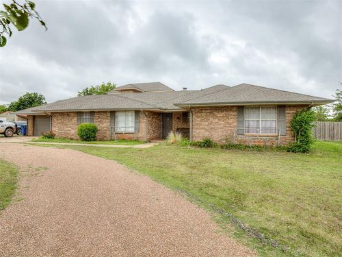 1725 Washington Ave E, Piedmont, OK, 73078-0017 | Card Image