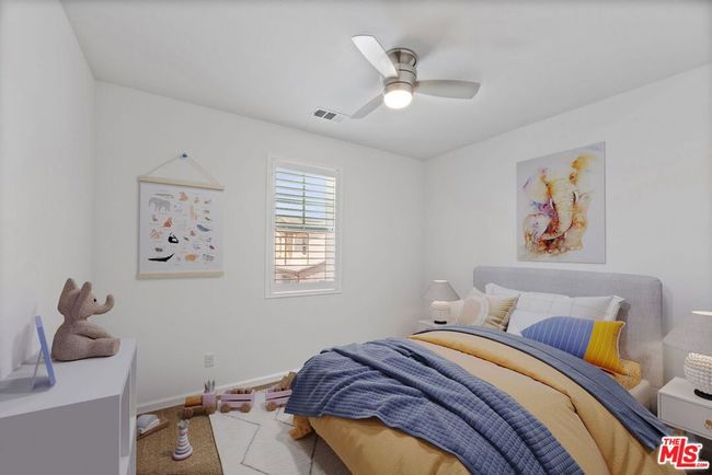 20650 Huntley Way, Condo with 4 bedrooms, 3 bathrooms and 4 parking in Santa Clarita CA | Image 9