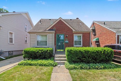 1395 Mayflower Ave, Lincoln Park, MI, 48146-3343 | Card Image