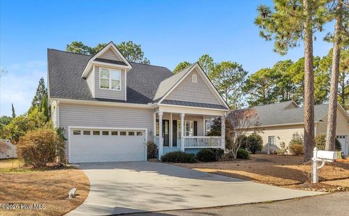 3927 Pepperberry Ln, Southport, NC, 28461-8481 | Card Image