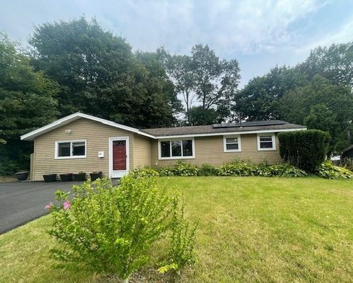 31 Montvale Rd, Brockton, MA, 02302-2509 | Card Image