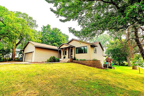 3488 Midland Ct, White Bear Lake, MN, 55110-5323 | Card Image