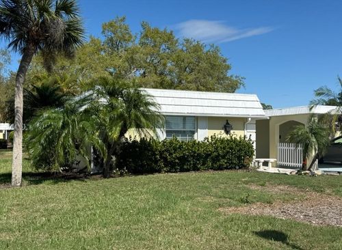 16-5835 Tidewood Ave, SARASOTA, FL, 34231-3131 | Card Image