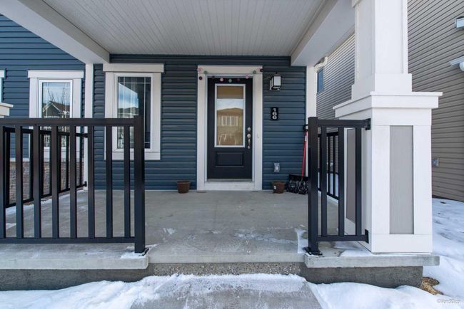 166 Cityside Grove Ne, Home with 3 bedrooms, 2 bathrooms and 4 parking in Calgary AB | Image 3