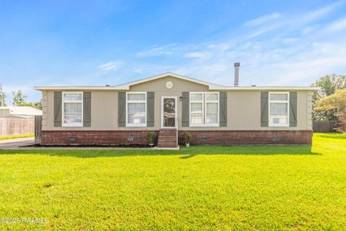 1011 Florence Dr, Breaux Bridge, LA, 70517-6719 | Card Image