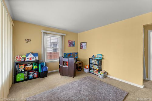 3427 23rd St, Wyandotte, MI, 48192-6014 | Card Image