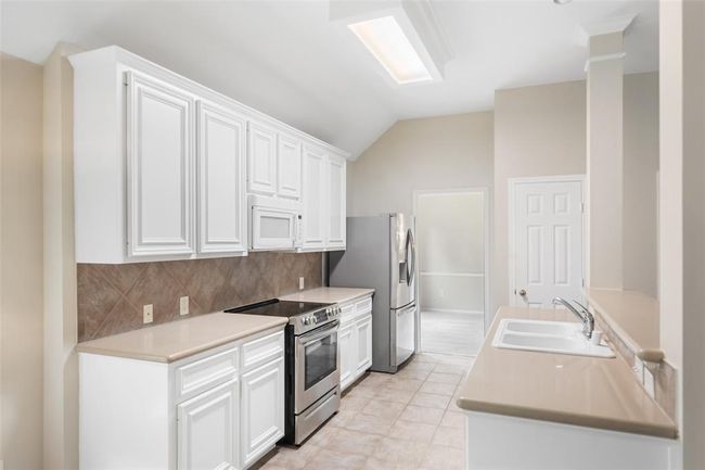 3602 Chesapeake Ct, House other with 3 bedrooms, 2 bathrooms and 2 parking in Pearland TX | Image 14