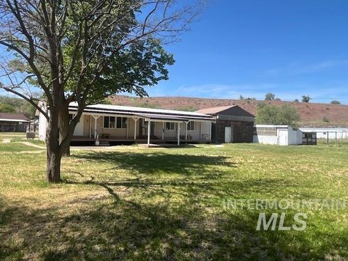 4746 Highway 52, Ontario, OR, 97914-8542 | Card Image