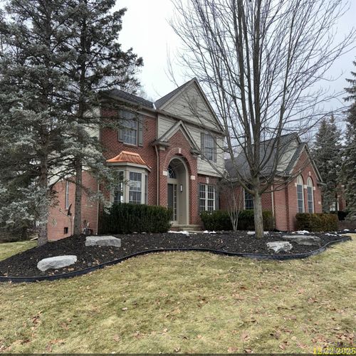 49652 Waterstone Estates Cir, Northville, MI, 48168-4900 | Card Image