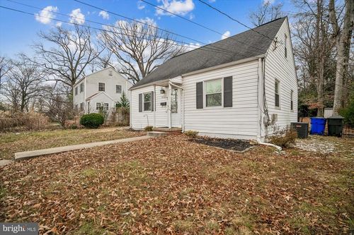 9704 48th Pl, COLLEGE PARK, MD, 20740-1428 | Card Image