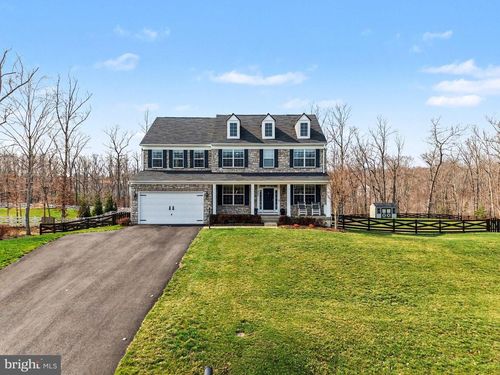 245 Perth Dr, FREDERICKSBURG, VA, 22405-2899 | Card Image