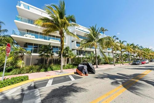 3e-300 Collins Ave, Miami Beach, FL, 33139 | Card Image