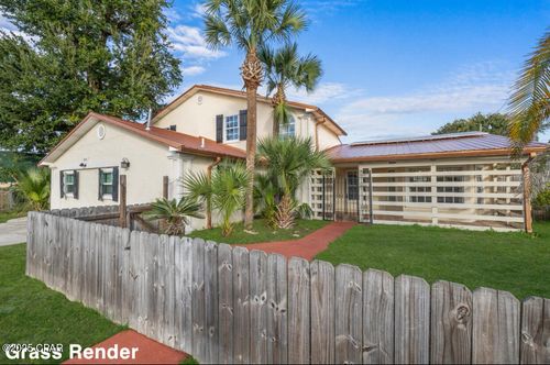 816 Transmitter Rd, Panama City, FL, 32401-5367 | Card Image