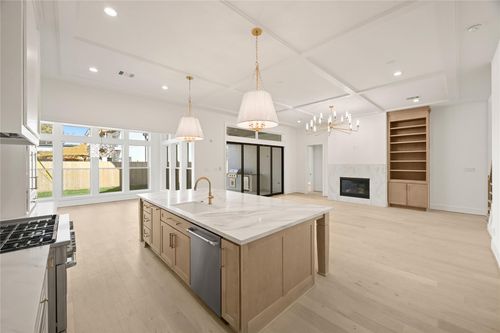 6502 Corbin St, Houston, TX, 77055-5306 | Card Image