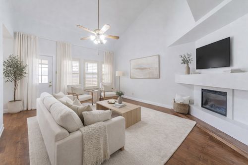 708 Creekwood Dr, Lewisville, TX, 75067-5344 | Card Image