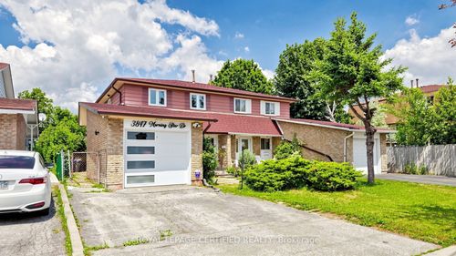 3847 Morning Star Dr, Mississauga, ON, L4T3K2 | Card Image