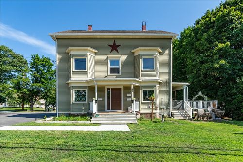 45 High St, Pascoag, RI, 02859-2646 | Card Image