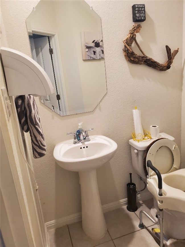 11821 Pecangate Way, House other with 5 bedrooms, 3 bathrooms and 4 parking in Manor TX | Image 10